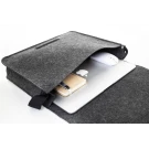 Refelt Courier