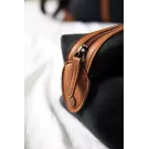 VINGA Sloane Kulturtasche aus RCS recyceltem Polyester