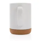 Keramikbecher mit Korkboden