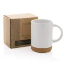 Keramikbecher mit Korkboden