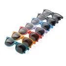 Lunettes de soleil en plastique PP recyclé GRS